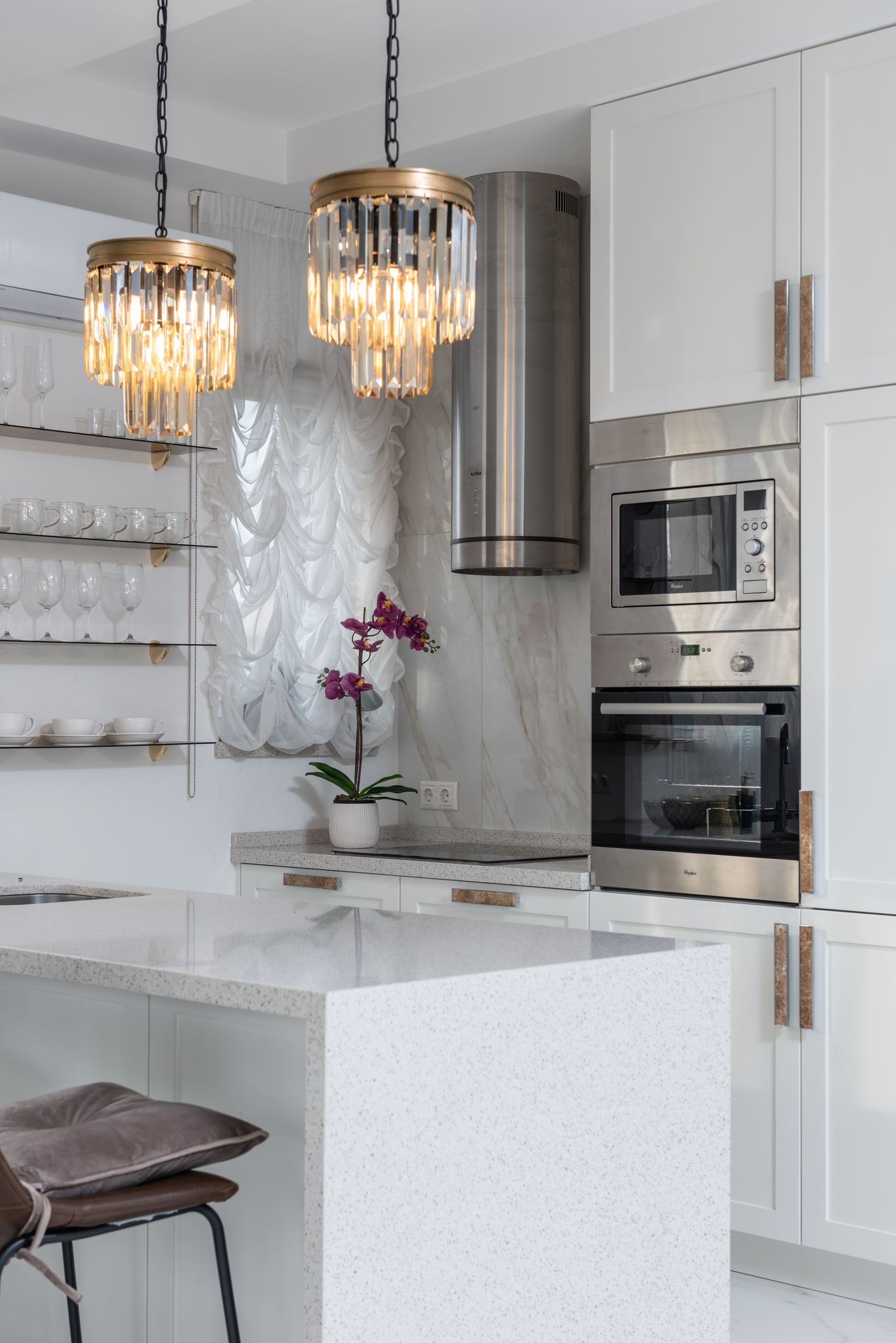 Kitchen renovation with integrated appliances